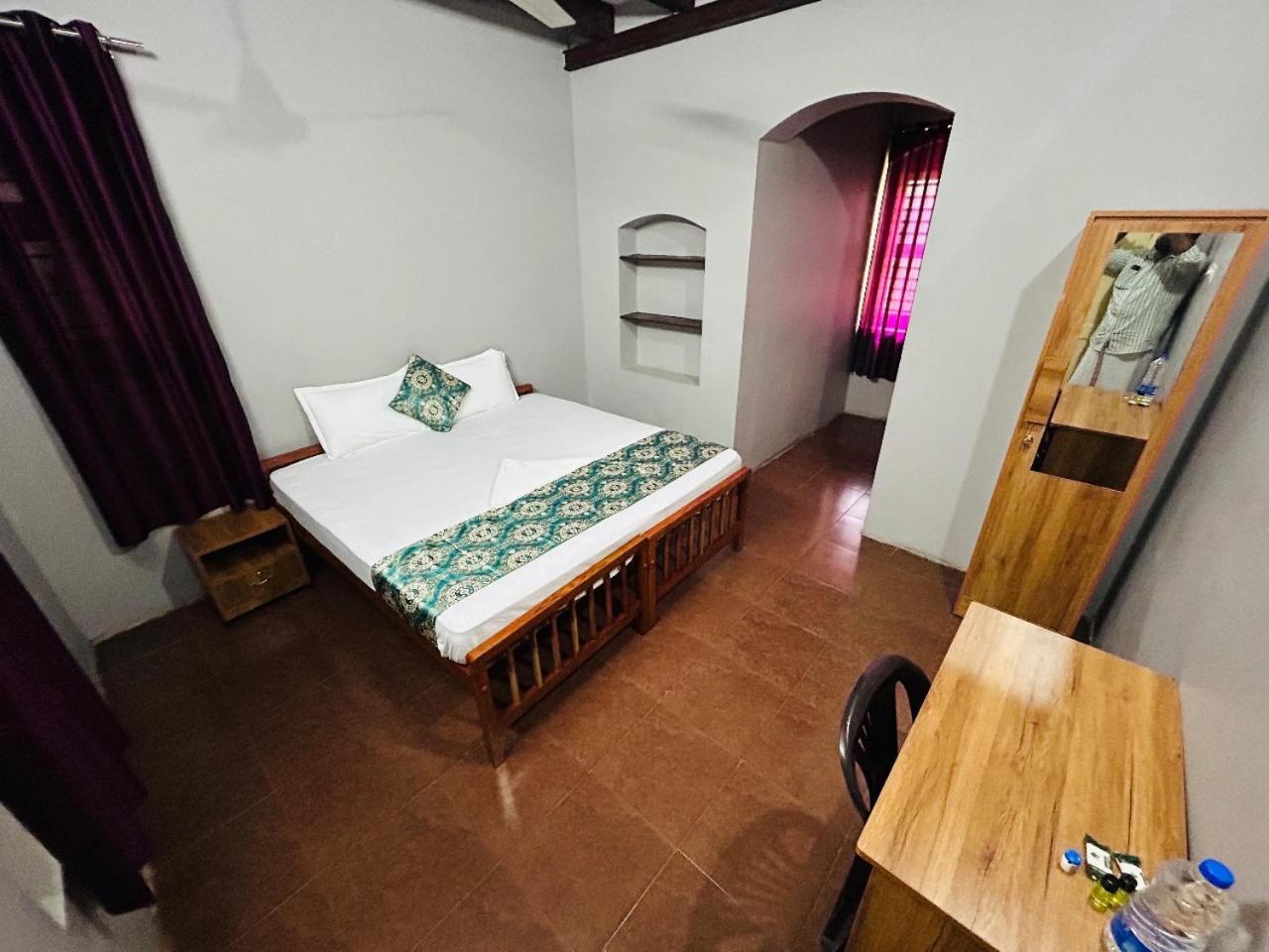 Era Heritage Inn Кожикоде Экстерьер фото